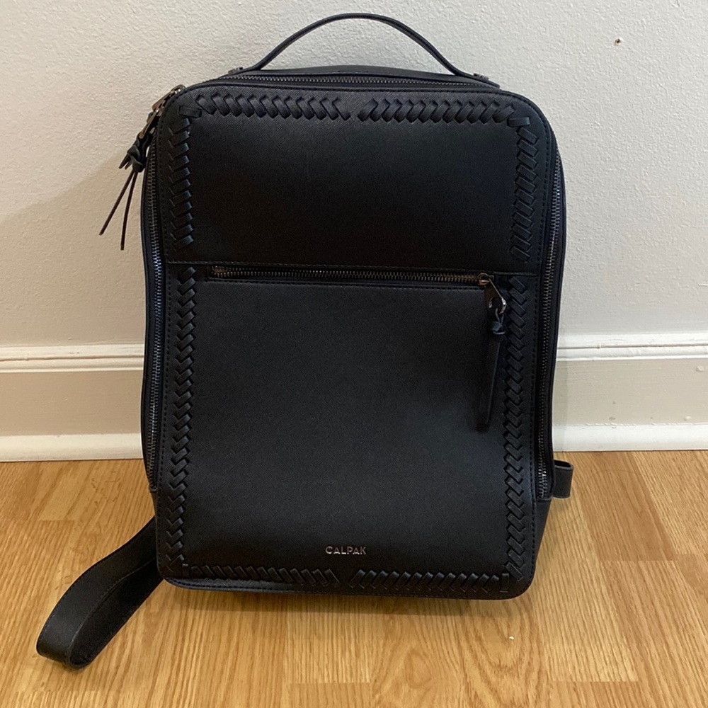 Calpak- Kaya Laptop Bag
